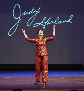 Judyfinalperf_0808.jpg